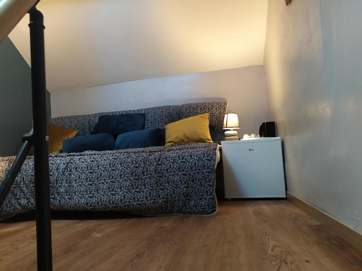 Velles Petit Saint Hubert 1 A 4 Personnes住宿加早餐旅馆 外观 照片