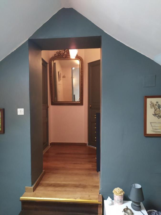 Velles Petit Saint Hubert 1 A 4 Personnes住宿加早餐旅馆 外观 照片
