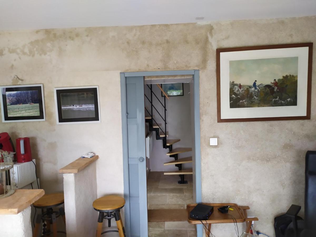 Velles Petit Saint Hubert 1 A 4 Personnes住宿加早餐旅馆 外观 照片