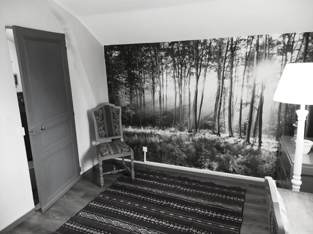 Velles Petit Saint Hubert 1 A 4 Personnes住宿加早餐旅馆 外观 照片
